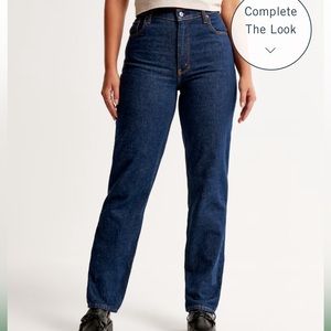 Abercrombie Curve Love Ultra High Rise 90s Straight Jean